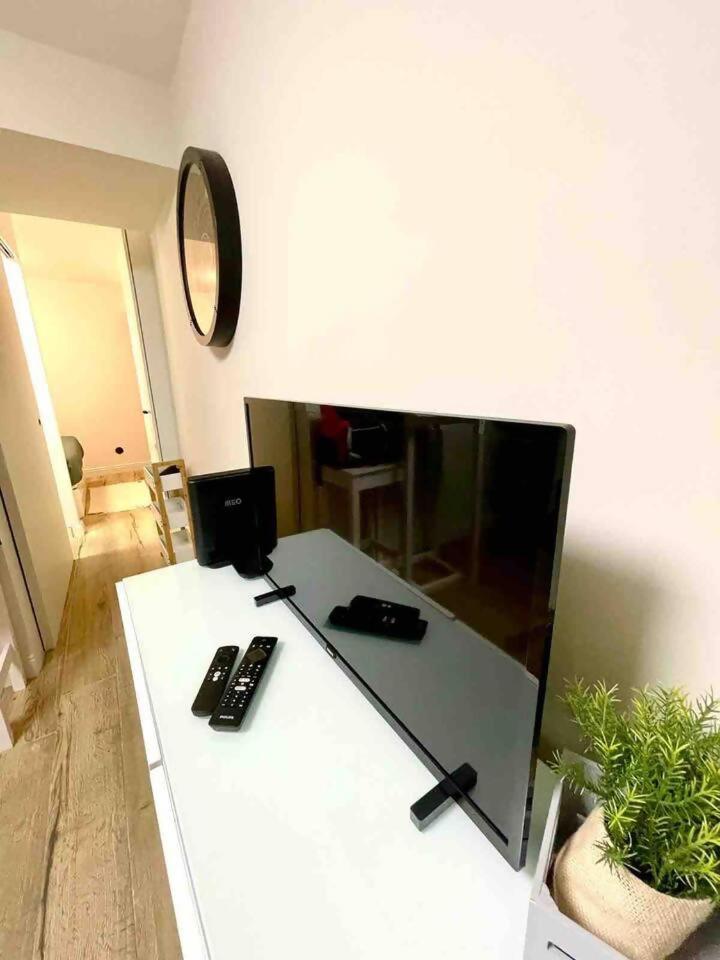 Ferienwohnung Chiado Brand New Amazing In Lissabon Exterior foto